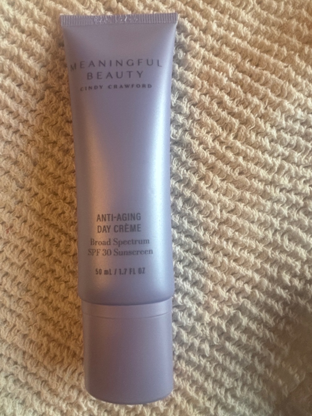 New! Factory sealed! Meaningful Beauty Anti-Aging Day Crème with SPF 30  1.7 oz